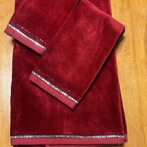 Elegant Burgundy Turkish Cotton Towel Set with Rhinestone Trim NWOT